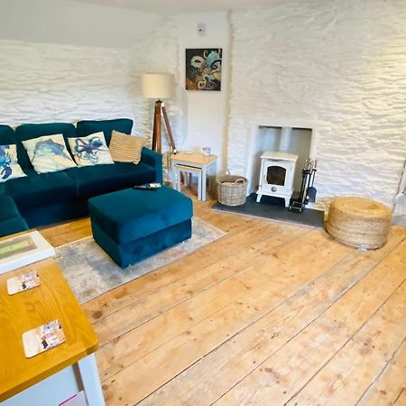 Spindrift Is A Beautiful Newly Refurbished Three Bedroom Private Family House Located On The Old Harbour And The Coastal Path In The Heart Of Beautiful Polperro Exteriör bild