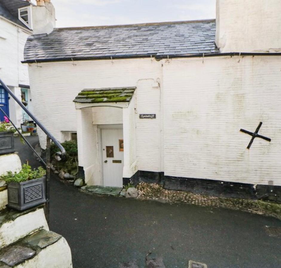Spindrift Is A Beautiful Newly Refurbished Three Bedroom Private Family House Located On The Old Harbour And The Coastal Path In The Heart Of Beautiful Polperro Exteriör bild